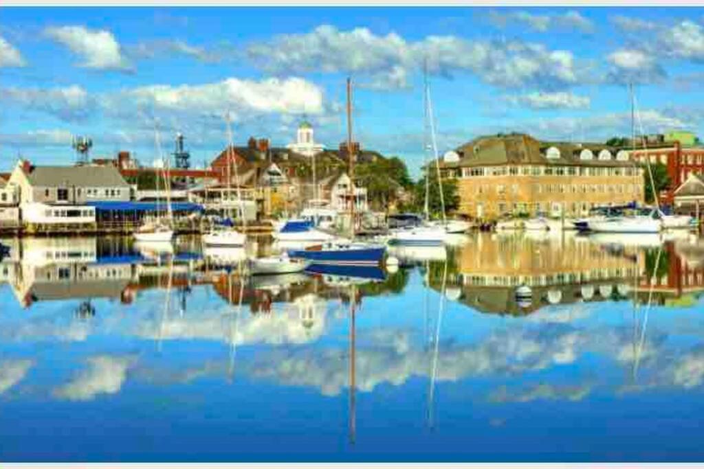 Charming Cottage Historic Falmouth Cape Cod Near Beach And Downtown 2Br 1Bath Deck Exterior foto